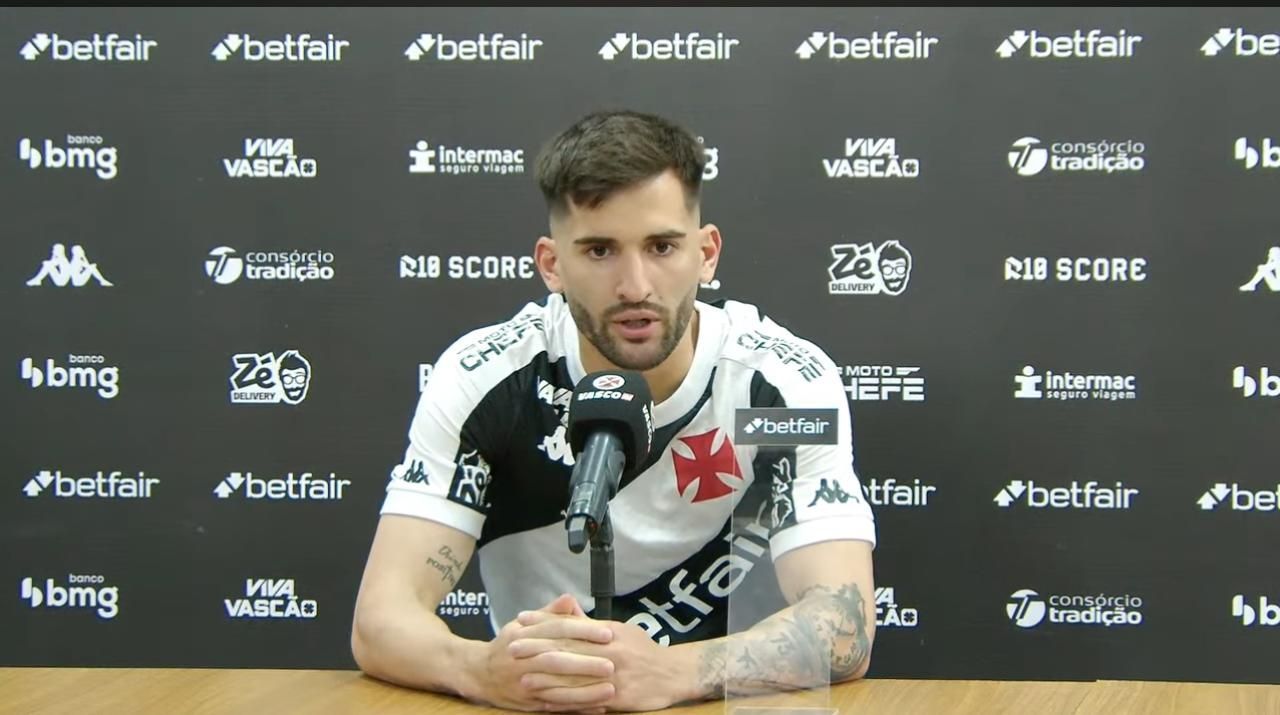 Vasco apresenta atacante argentino Benjamín Garré: ‘Queria um desafio desse tamanho’