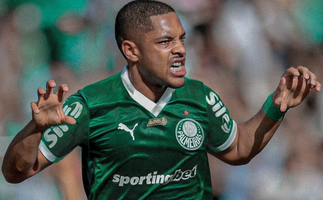Vitor Roque manda primeiro recado à torcida do Palmeiras