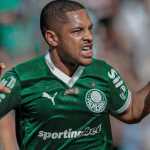Vitor Roque manda primeiro recado à torcida do Palmeiras