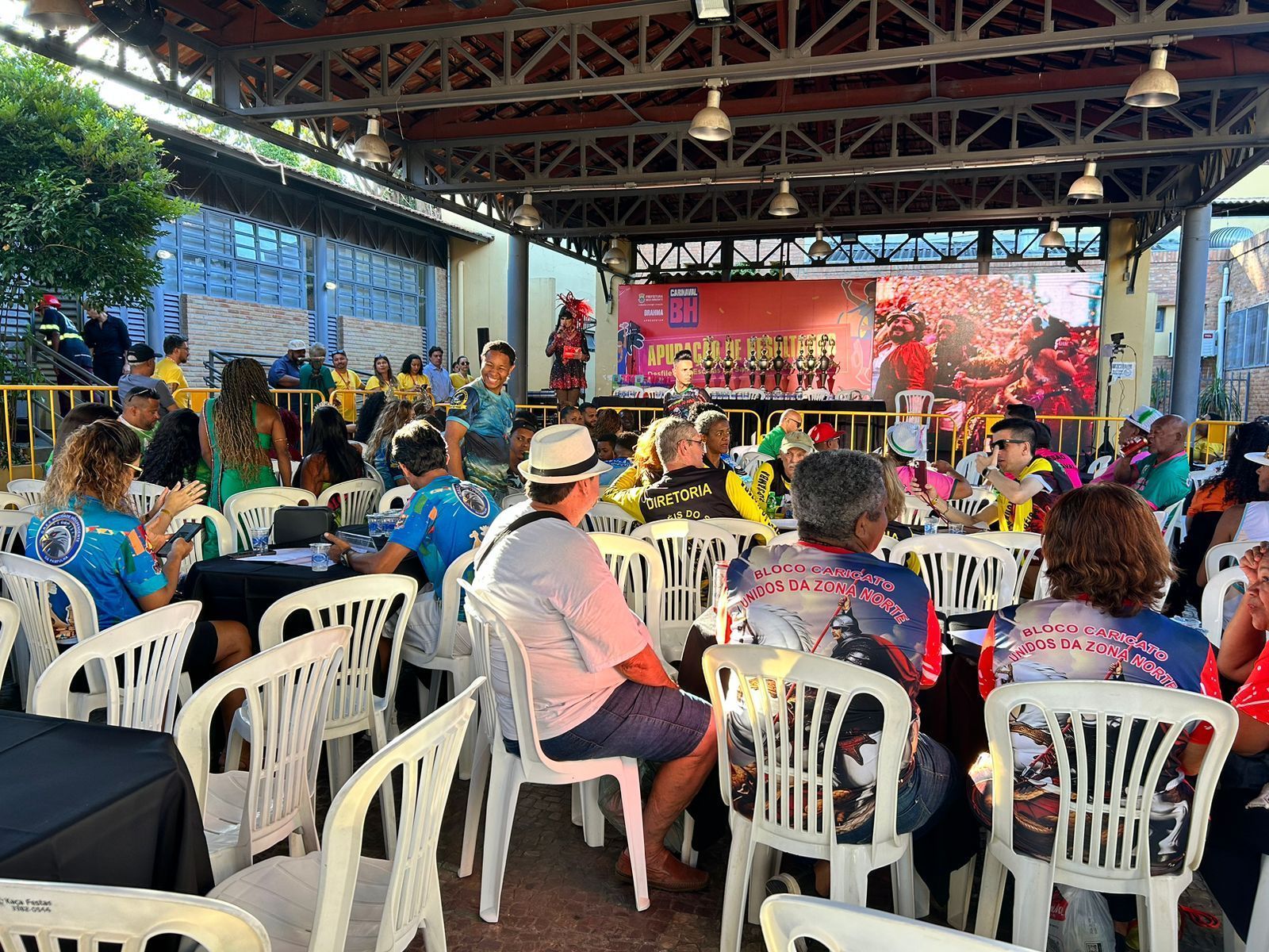 Quem venceu o desfile de Blocos Caricatos do Carnaval de BH? Veja resultado