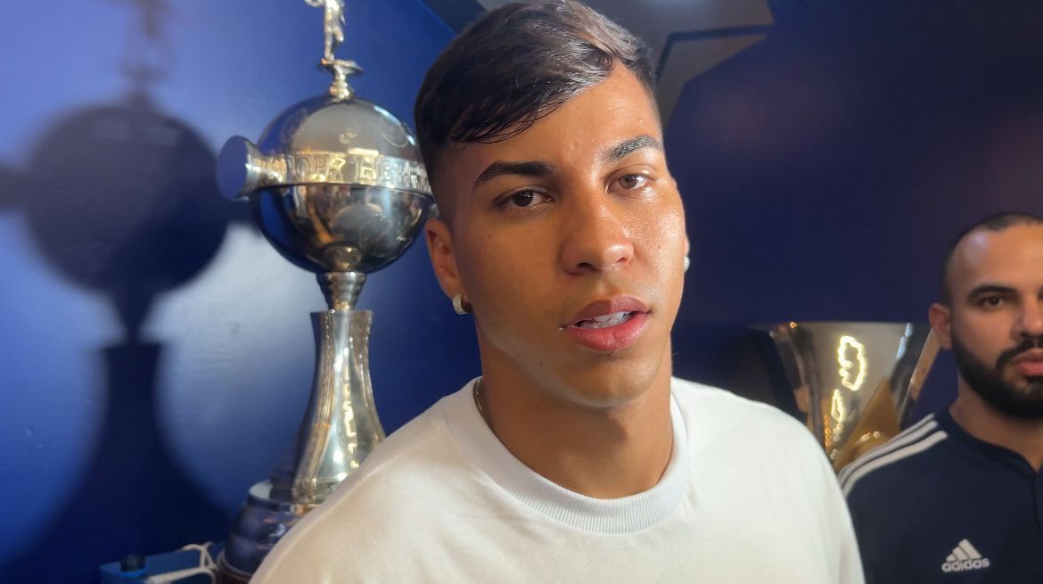 Kaio Jorge revela como reagiu às cobranças de Pedrinho no Cruzeiro