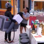 'A pessoa mais egoísta da casa', dispara Thamiris contra Delma no BBB 25
