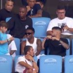 Vini Jr. assiste Fla-Flu no Maracanã antes de se apresentar à Seleção