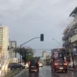 Chuva em BH: tempestade provoca desligamento de semáforos por toda capital