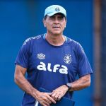 Técnico do Grêmio é punido por agredir rival no Gaúcho; saiba detalhes
