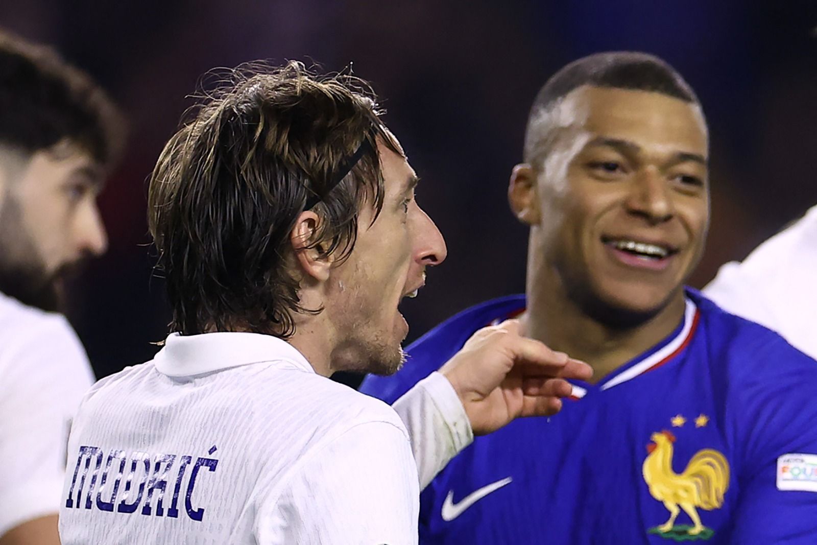 Na volta de Mbappé, França perde para Croácia e se complica na Liga das Nações