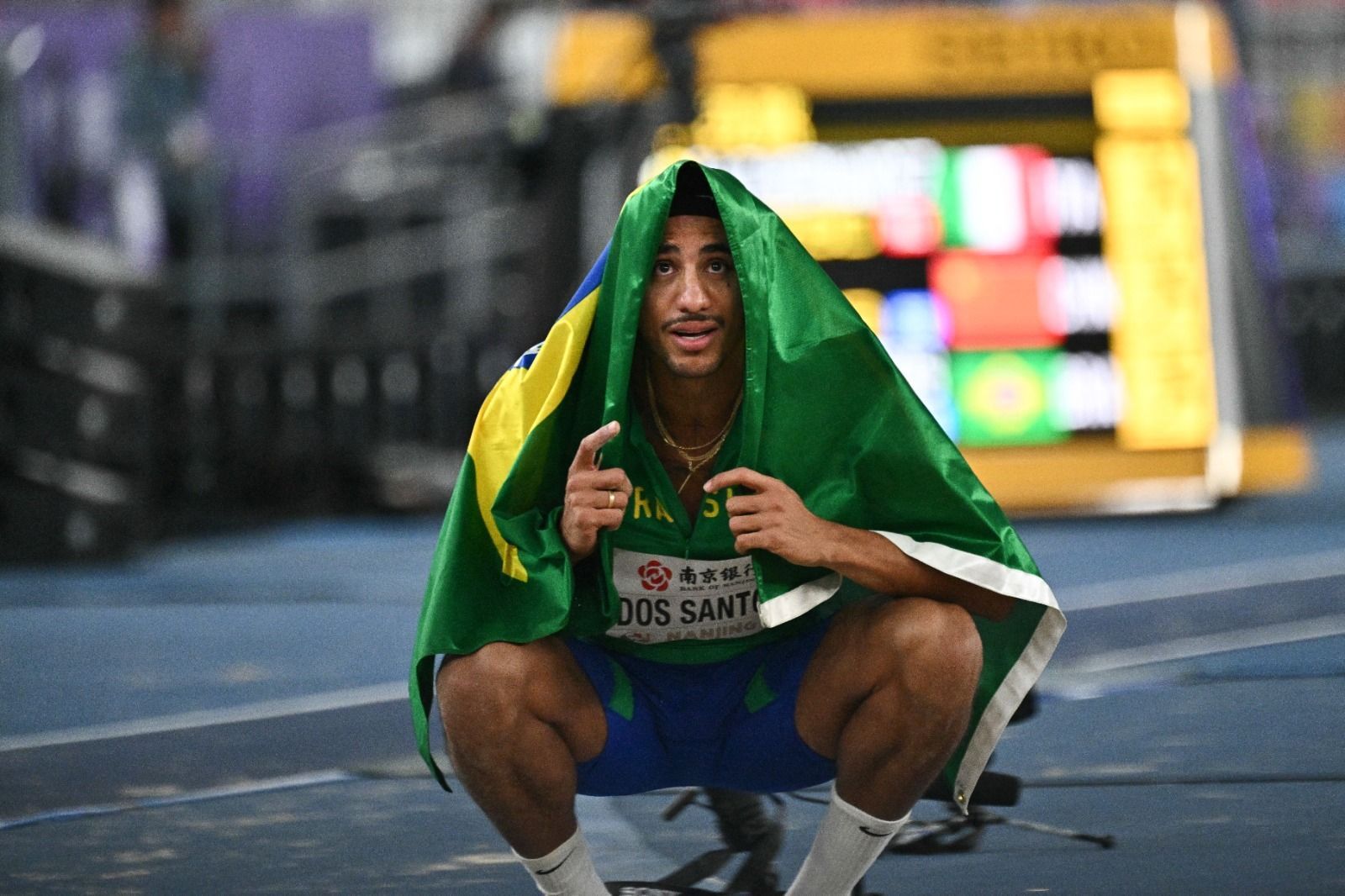 Atleta brasileiro perde medalha no mundial após irregularidade em calçado