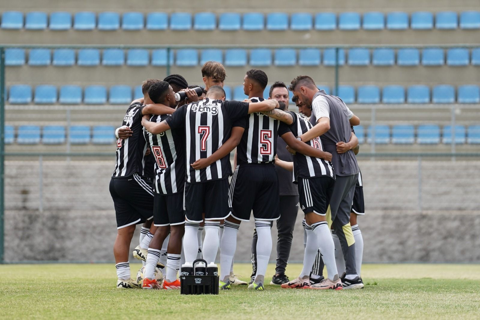 Diagnosticado com alteração cardíaca, Iseppe faz previsão de volta ao Atlético
