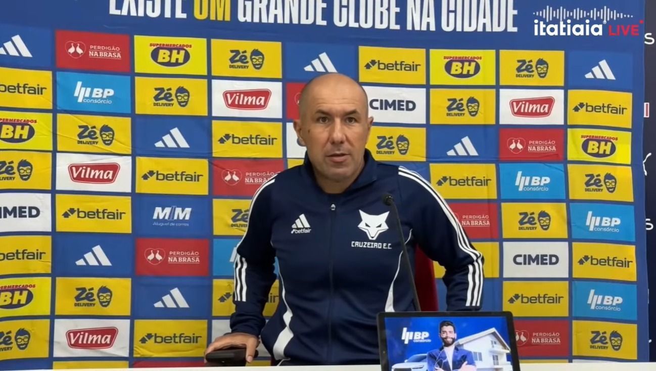 Técnico do Cruzeiro explica ausência de dupla em empate com Bragantino