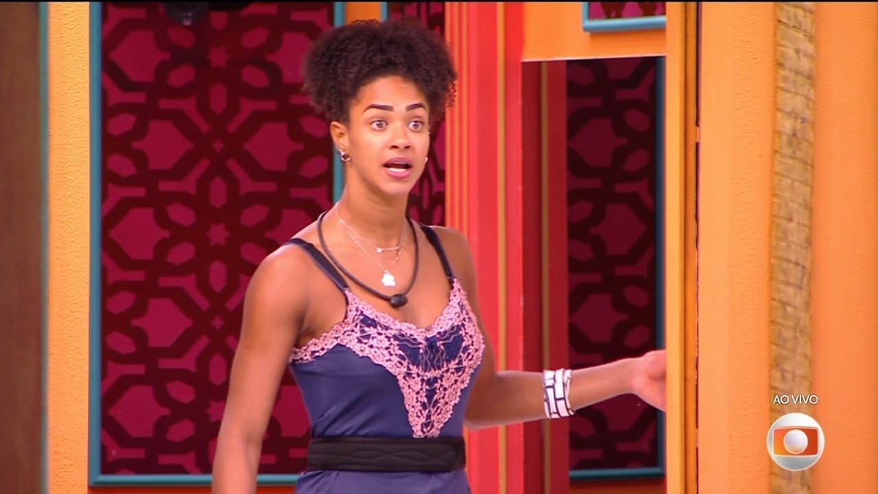 Aline bate-boca com Eva e Renata após o Big Fone tocar no BBB 25
