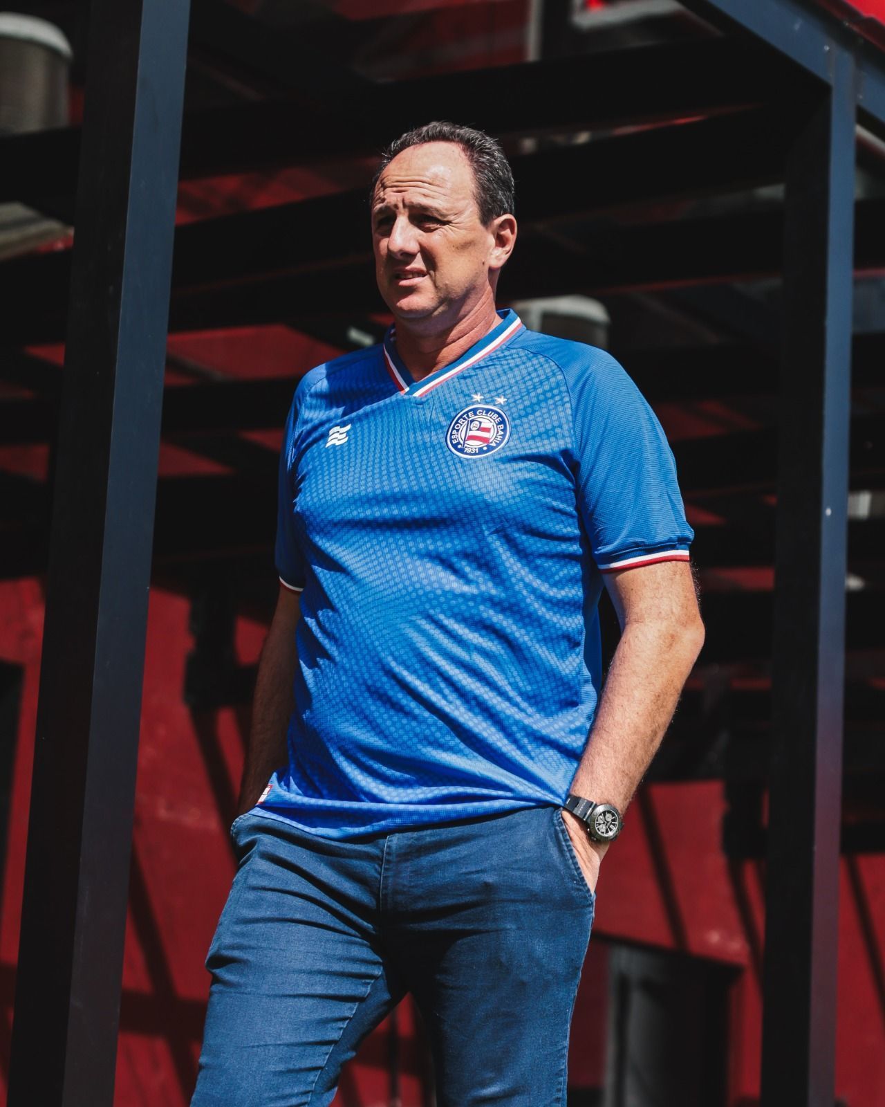Após título do Baiano, Rogério Ceni conquista seu oitavo troféu como treinador