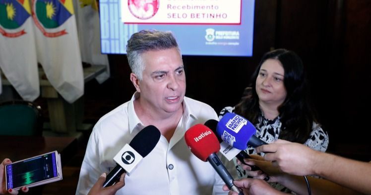 Álvaro Damião homenageia legado de Fuad Noman, prefeito de BH, e decreta luto oficial