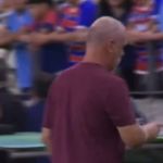 Mano pede desculpas a jogador do Fluminense após substituição; entenda