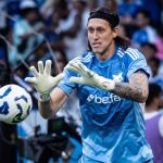 Destaque na estreia do Cruzeiro, Cássio comenta momento turbulento e valoriza vitória