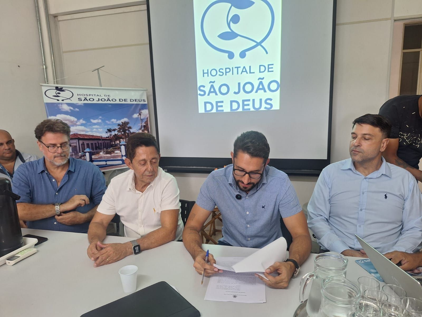 Prefeitura de Santa Luzia, na Grande BH, paga 1ª parcela de dívida com Hospital São João de Deus