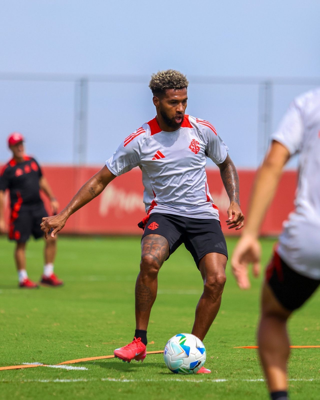 Inter monta logística para duelos com Bahia e Cruzeiro; veja detalhes