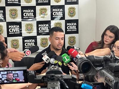 Delegado de polícia civil concede coletiva de imprensa