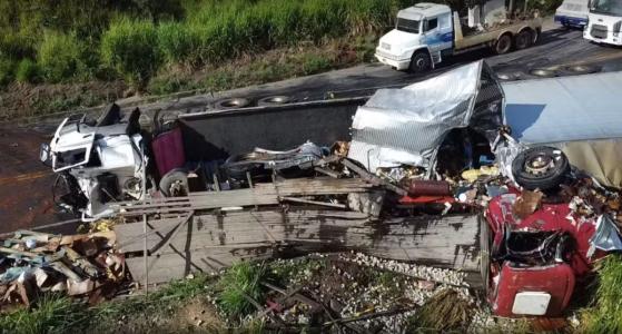 Acidente na BR-262