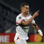 São Paulo prevê economia milionária com saída de Alisson para o Corinthians