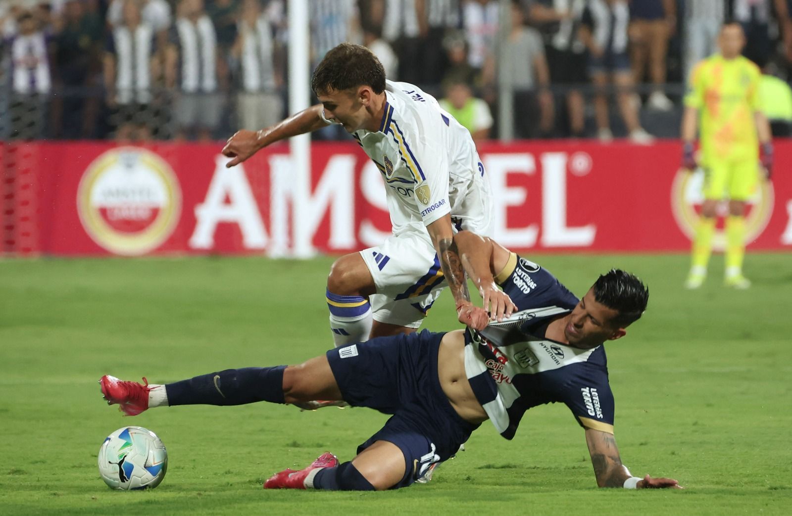 Atleta do Alianza Lima, rival do São Paulo na Libertadores, é suspenso por xenofobia