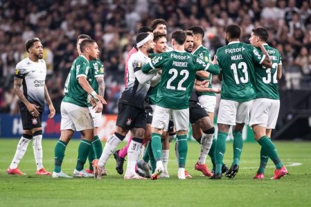 Ato de Memphis gerou revolta de jogadores do Palmeiras na final do Campeonato Paulista