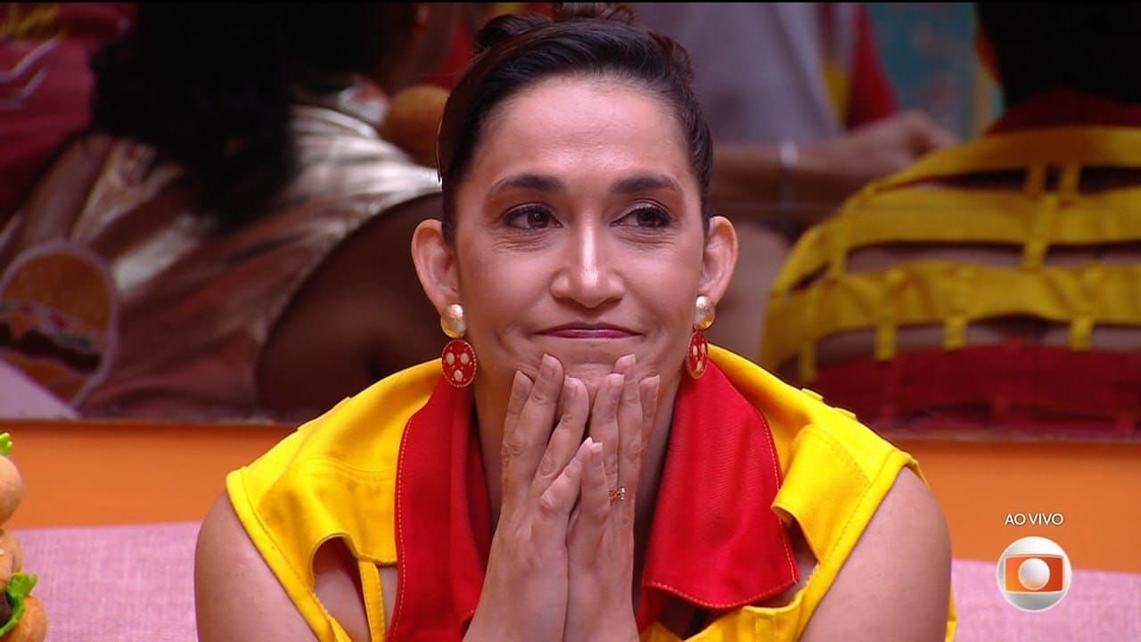 BBB 25: Tadeu Schmidt interrompe e chama atenção de Daniele Hypolito ao vivo