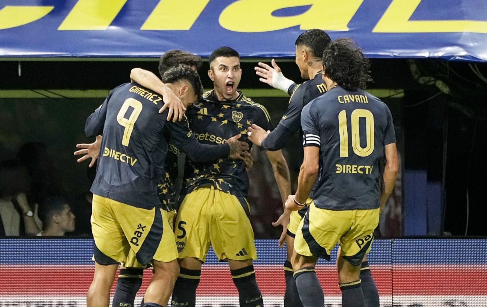 Ex-Atlético marca pela primeira vez e decide para o Boca Juniors no Argentino