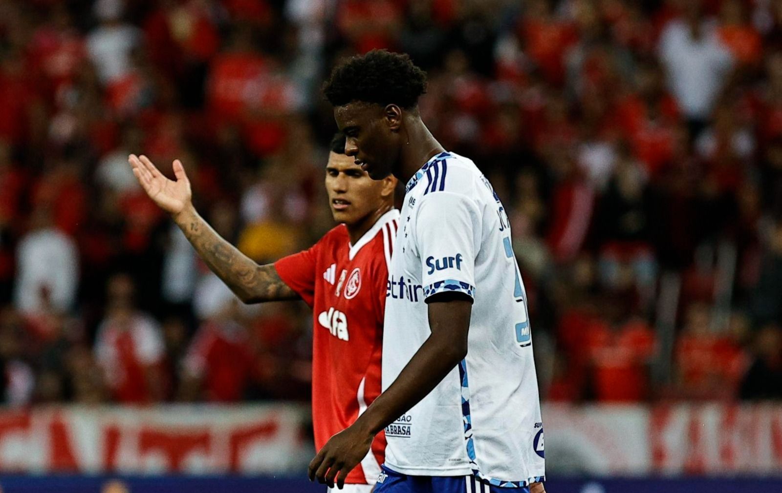 Parecer consultivo da CBF não viu falta de Jonathan Jesus em Inter x Cruzeiro