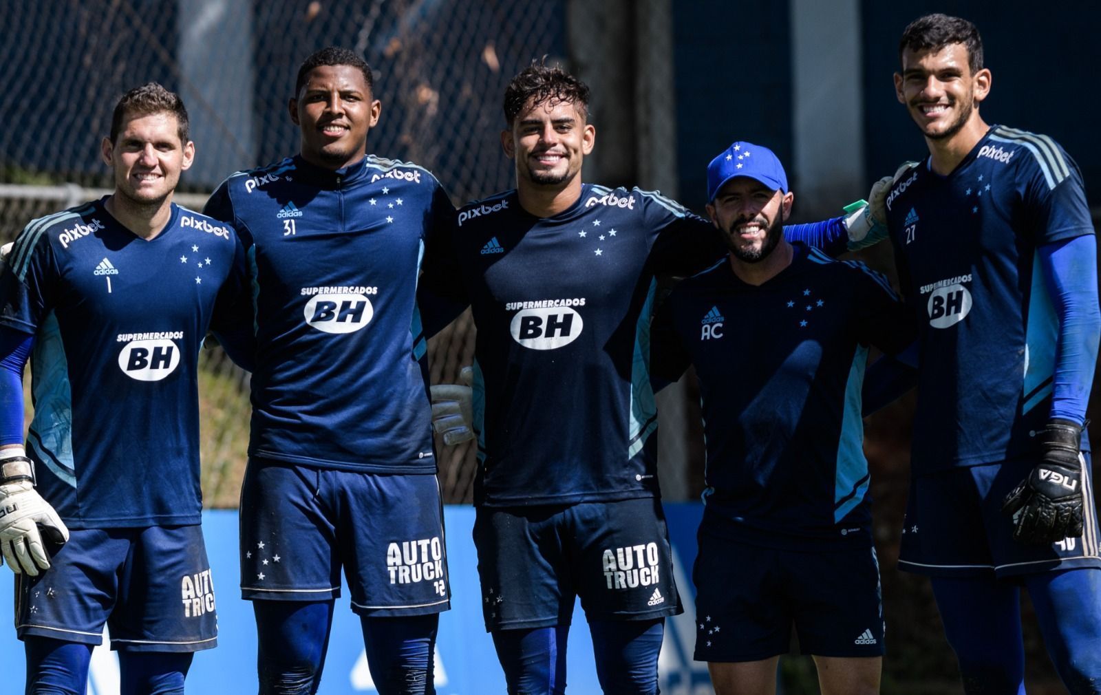 Goleiro campeão pelo Cruzeiro é anunciado como reforço do Paysandu