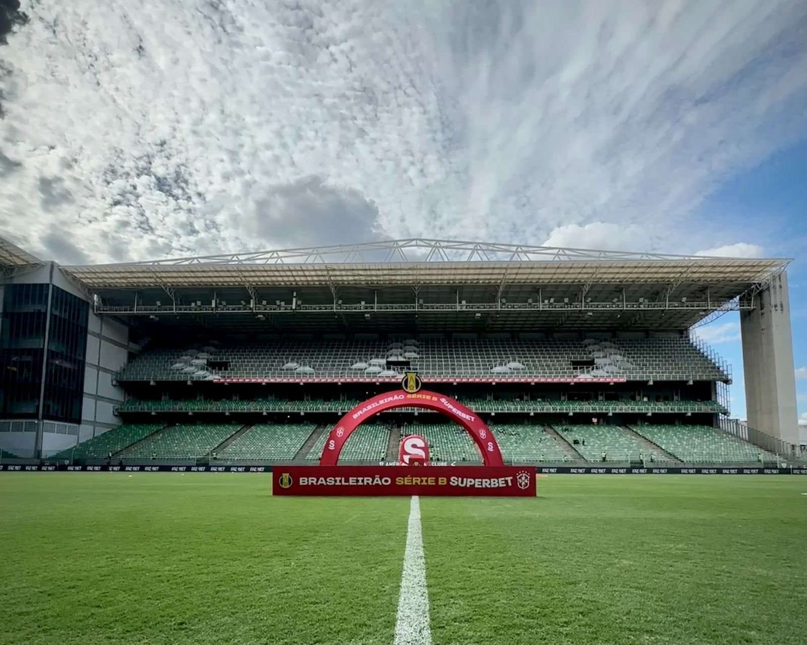 Athletic x CRB: veja as escalações para jogo da Série B no Independência