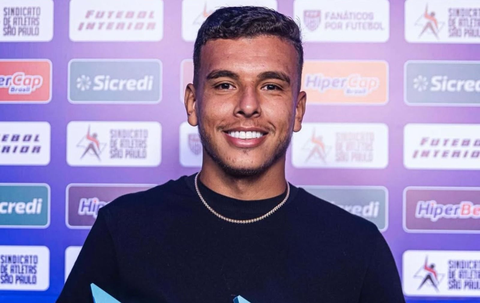 Artilheiro e melhor jogador, cria do Cruzeiro domina premiações do Paulista A2