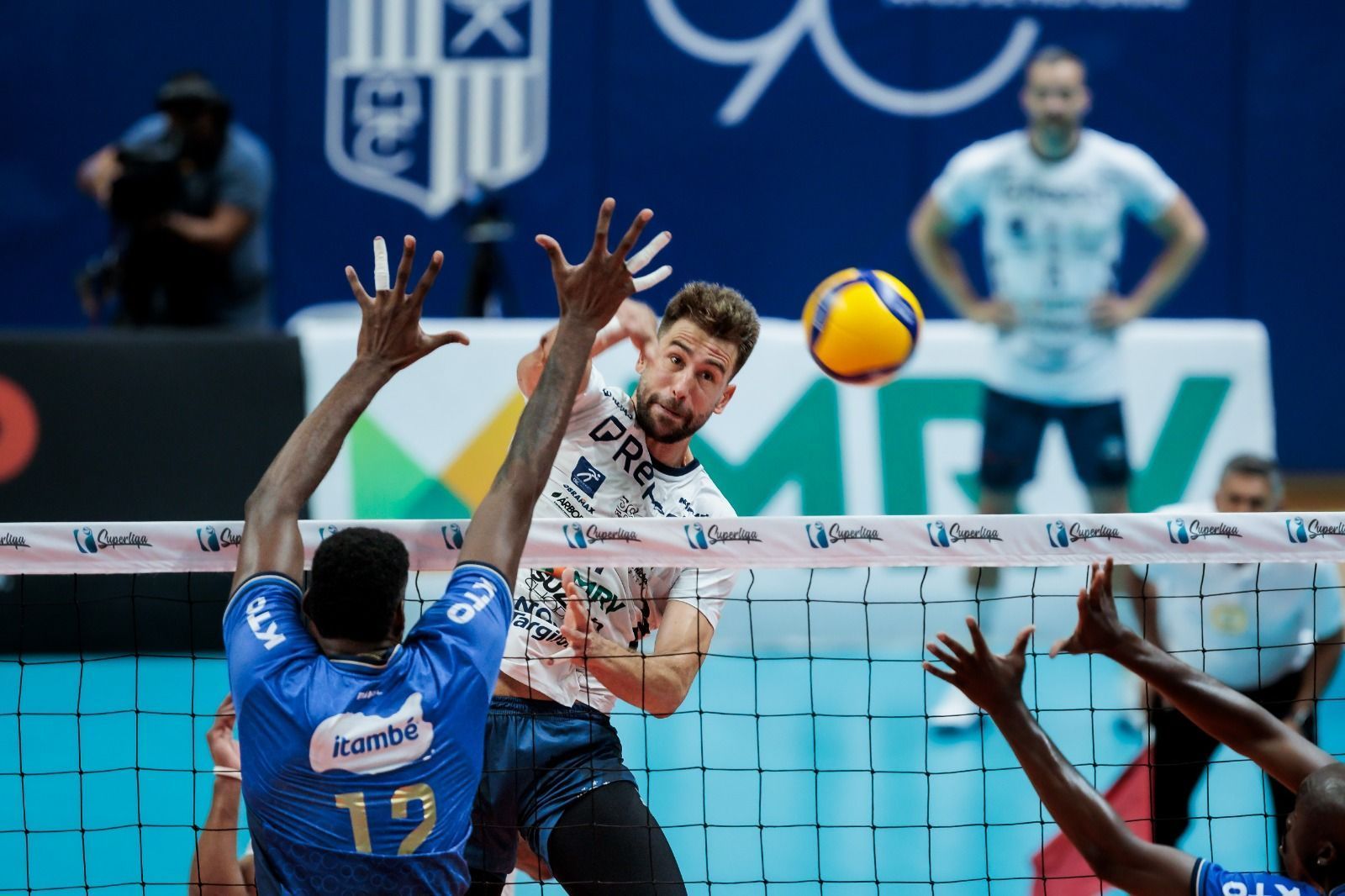 Itambé Minas é surpreendido, perde para Suzano e dá adeus à Superliga Masculina