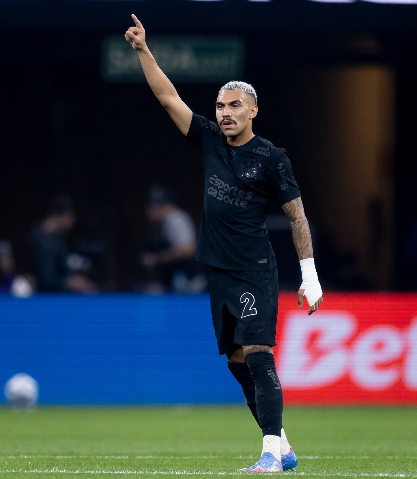 Corinthians perde dupla por suspensão para enfrentar o Sport