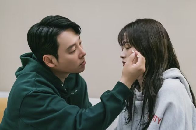 Depois do sucesso de ‘O Mundo dos Casados’, veja novo dorama que estreia nesta quinta no Globoplay