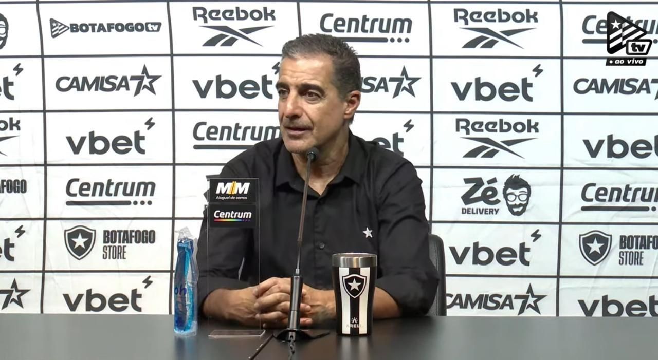 Técnico do Botafogo exalta Atlético após jogo: 'Joga mais do que classificação mostra'