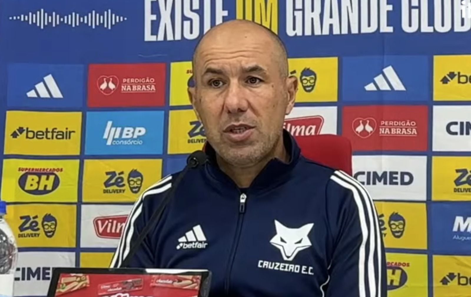 Jardim é direto e aponta motivos de derrota do Cruzeiro para o Bragantino