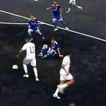Ex-Atlético e Cruzeiro, Dodô é driblado e fica no chão na Kings League; assista