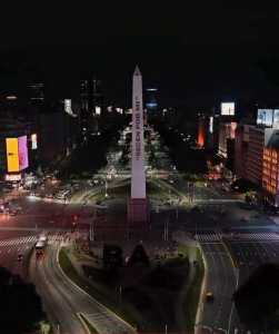 obelisco_buenos_aires_homenagem_papa.jpeg