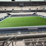 Veja imagens do gramado sintético e das novas catracas da Arena MRV