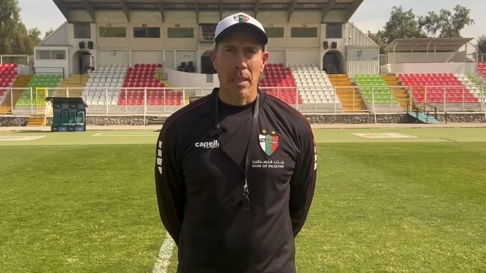 Técnico do Palestino rasga elogios ao Cruzeiro antes de embate na Sul-Americana