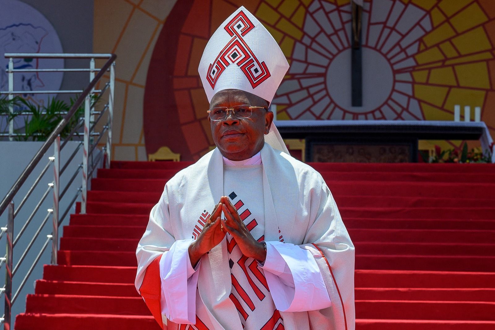 Conclave: conheça o cardeal congolês Fridolin Ambongo, que pode ser eleito papa