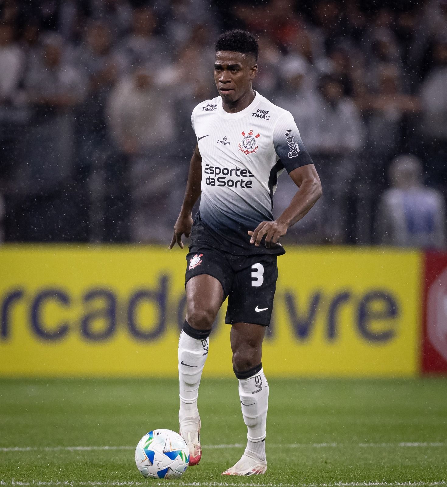 Interino do Corinthians promete 'conversa' com Félix após falha contra o Racing-URU