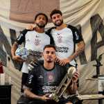 Corinthians lança novo uniforme inspirado no mundial de 2000; veja fotos