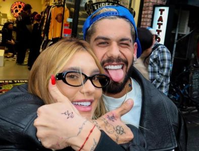 Virginia e Zé Felipe fazem tatuagens no Japão