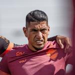 Adversário do Cruzeiro, Vila Nova conta com campeão mundial e ex-companheiro de Messi