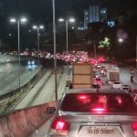 Vídeo: grave acidente interdita Av. Cristiano Machado, em BH, e causa congestionamento quilométrico