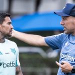 Dudu volta a treinar com o elenco do Cruzeiro a pedido de Leonardo Jardim