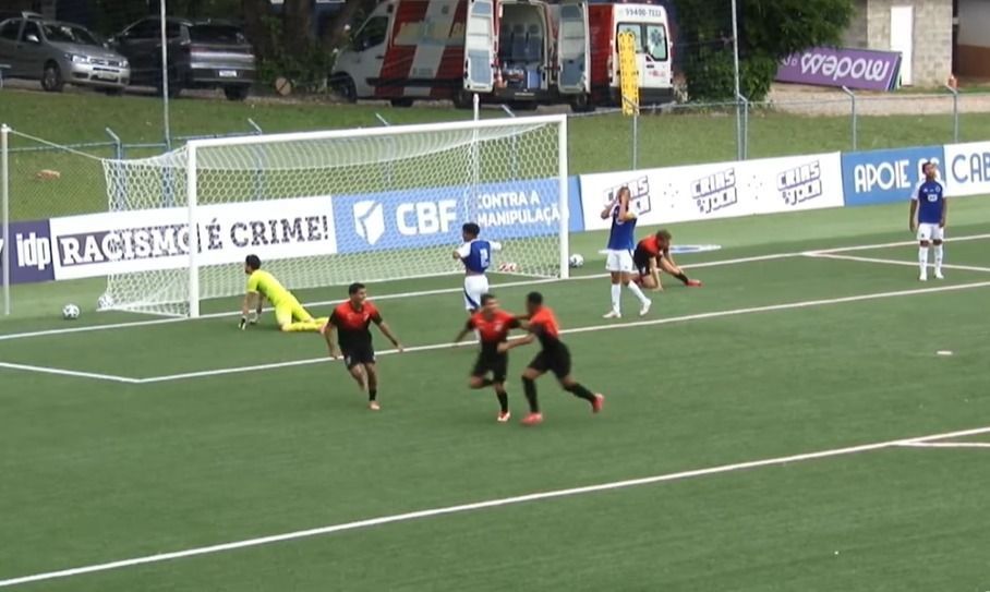 Cruzeiro é derrotado pelo Athletico e perde posições no Brasileiro Sub-20