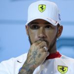 Sainz diz ter previsto dificuldades de Hamilton na Ferrari: 'Não há segredos'