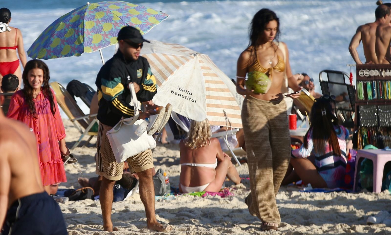 Filho de Preta Gil e ex-BBB surgem juntos em clima de romance